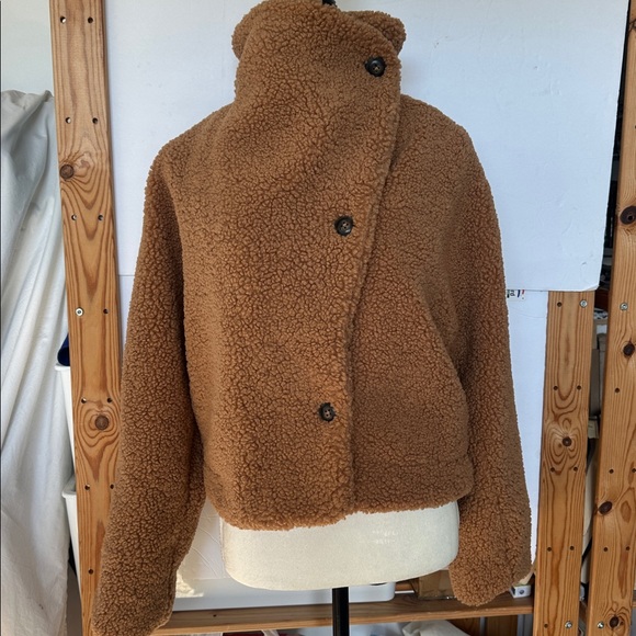 Free People We the Free Izzy wrap - Teddy Jacket in xs sand (tan) fleece Sherpa - Picture 5 of 10